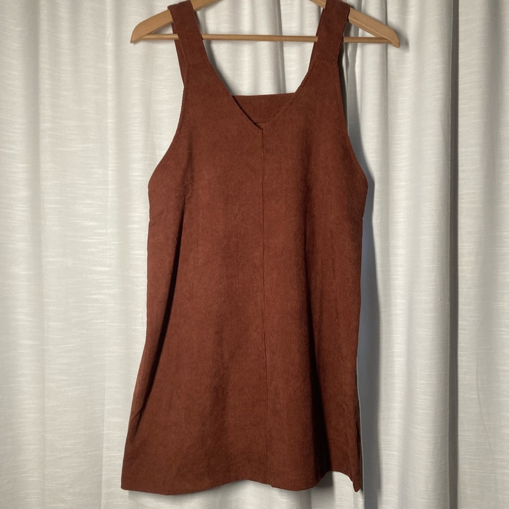 Elegant Brown Sleeveless Dress